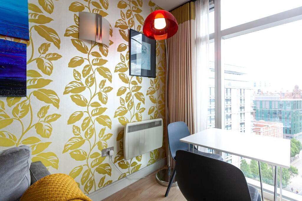 Iconic Luxury Manchester Apartment מראה חיצוני תמונה