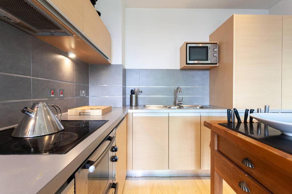 Iconic Luxury Manchester Apartment מראה חיצוני תמונה
