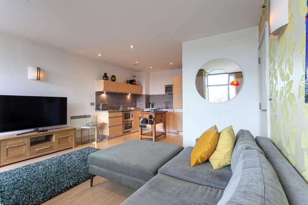 Iconic Luxury Manchester Apartment מראה חיצוני תמונה