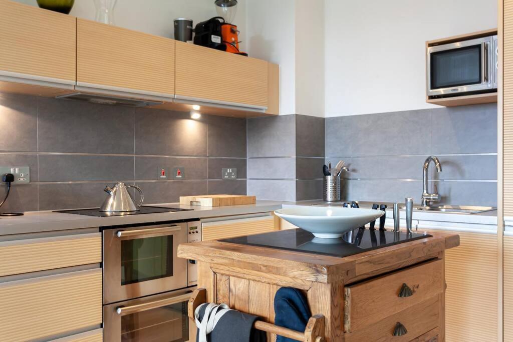 Iconic Luxury Manchester Apartment מראה חיצוני תמונה